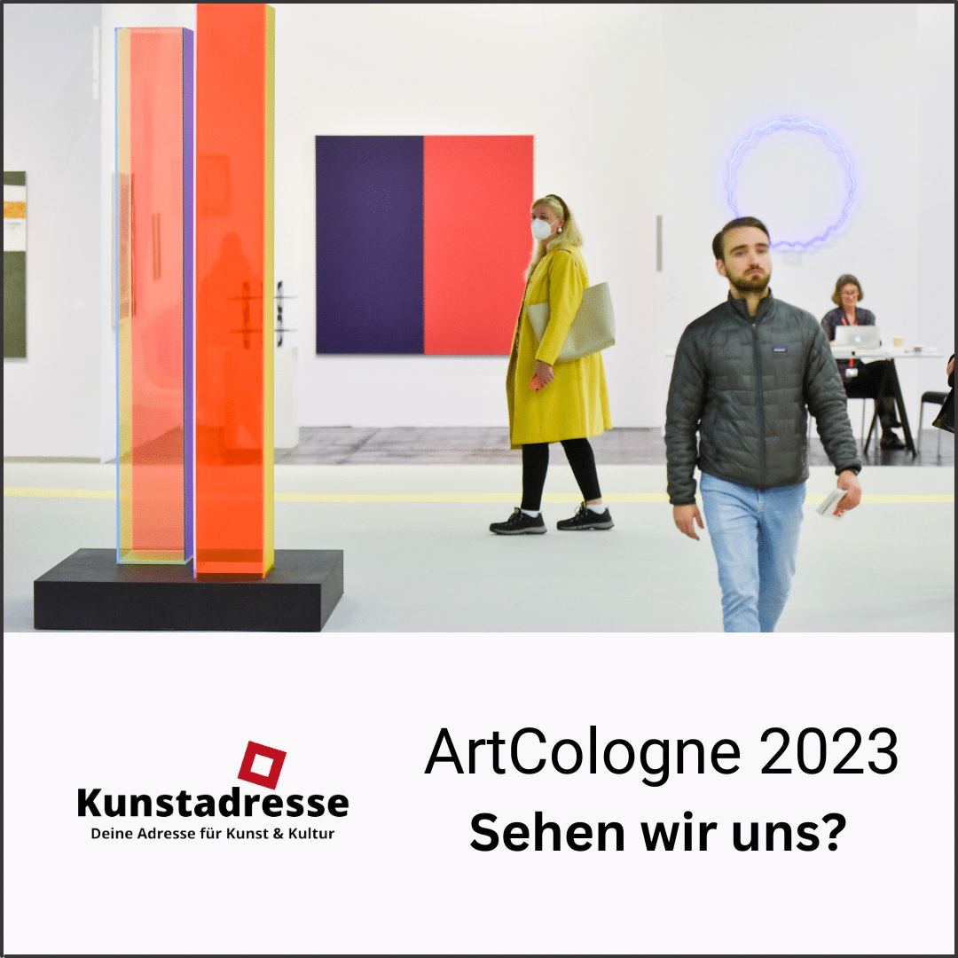 Kunstadresse - Deine Adresse für Kunst & Kultur, ArtCologne 2023 - Sehen wir uns?, Foto: Pressefoto zur ArtCologne Messe Köln Das Foto zeigt Besucher der ArtCologne